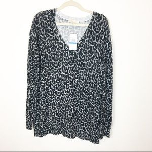Michael KORS XL sweater Black and White NWT A1